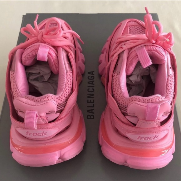 PINK BALENCIAGA TRACK SIZE 37 FR
WOMENS - Picture 3 of 3